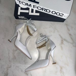 Burberry Welton Gray T Strap Pointed Toe with Chain Ankle Tie Pump